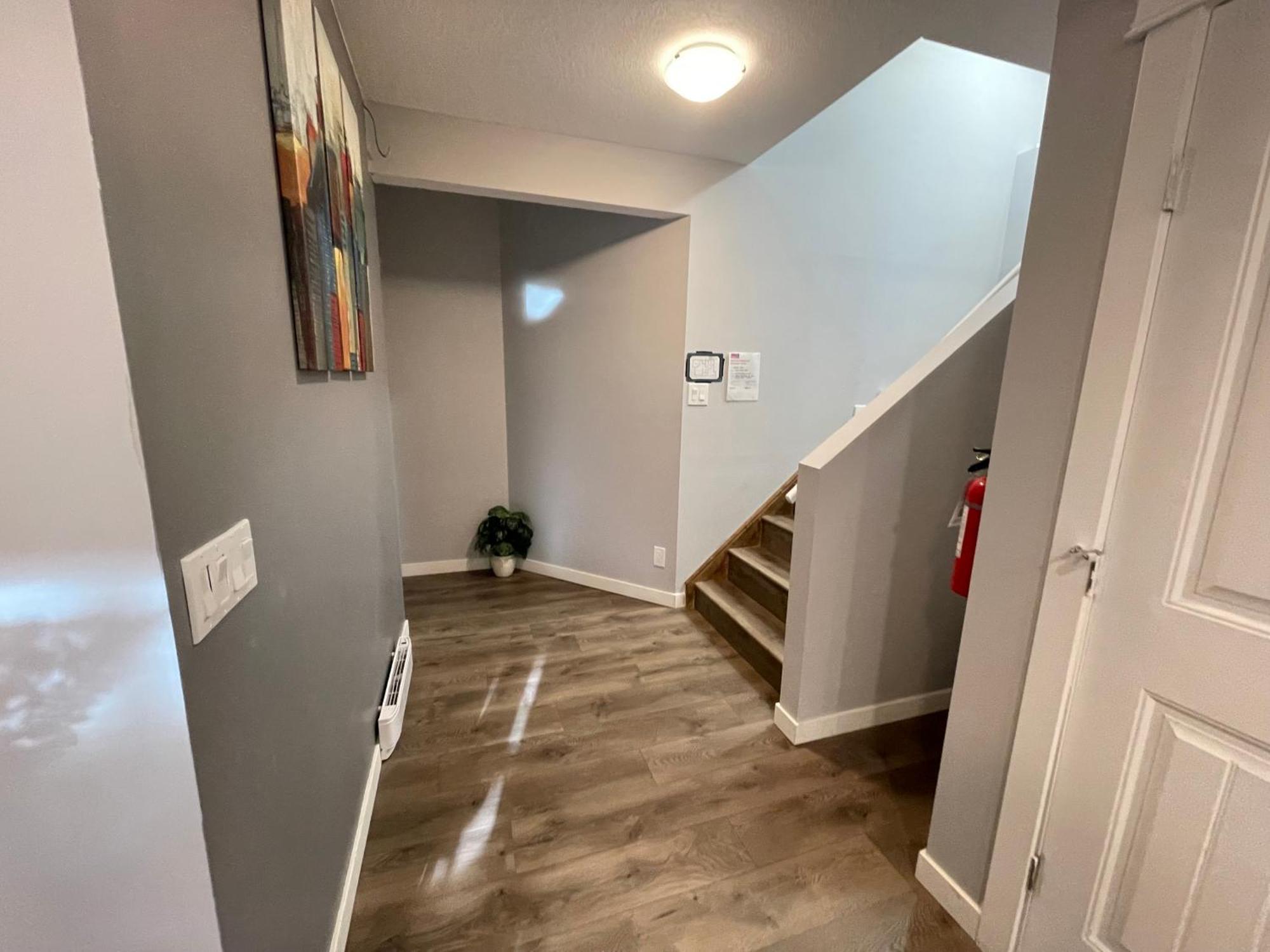 Comfortable And Beautiful Brand-New Suite Bsmt-Two Bedroom, Two Washrooms Calgary Exterior photo